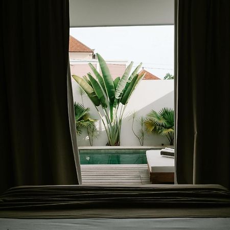 Neptune Studios Adults Only Gym And Recovery Access Kuta  Buitenkant foto