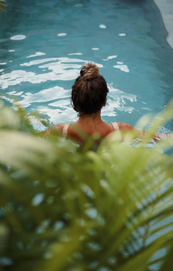 Neptune Studios Adults Only Gym And Recovery Access Kuta  Buitenkant foto